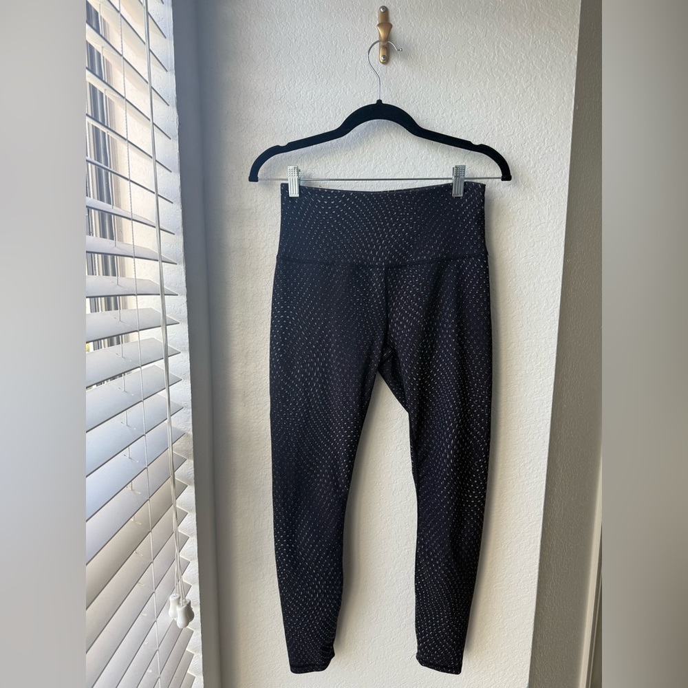 **FINAL PRICE** SPYDER ACTIVE WHITE DOT ATHLETIC LEGGINGS SIZE SMALL